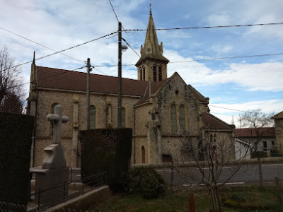 Église De Saint Pierre De Cherennes photo