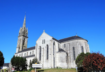 Église de Scaër photo