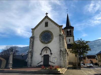 Eglise du Viviers-du-Lac photo