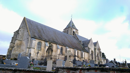 Eglise Et Cimetière de Naours photo