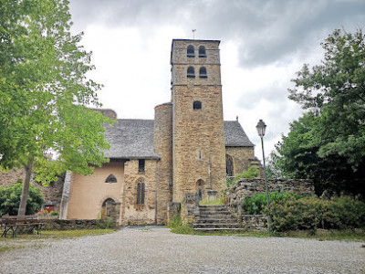 Église Fortifiée de Calmont photo