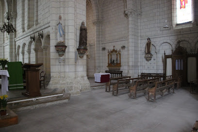 Église Notre-Dame de Vernantes photo