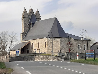 Église paroissiale Saint Jean Baptiste photo