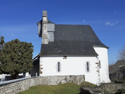 Église paroissiale Saint Pierre à Idaux photo