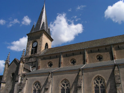 Eglise paroissiale Saint-Pierre (ou Saint-Loup) photo