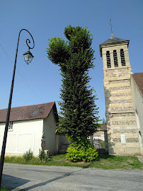 Église paroissiale Sainte-Geneviève photo