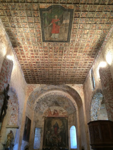 Eglise romane de Vic d’Oust photo