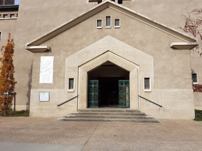 Église Saint-Charles de Serin photo