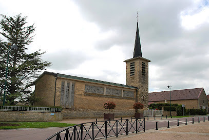 Église Saint-Denis de Tilly-la-Campagne photo