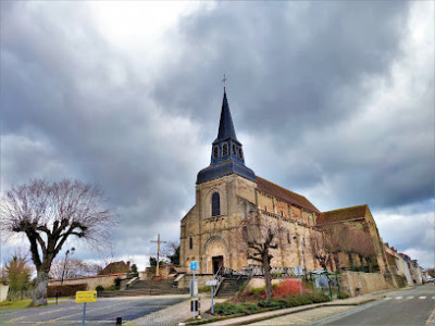 Église Saint-Genès (anciennement Saint-Etienne) photo