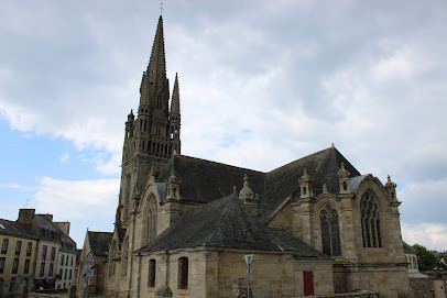 Église Saint-Herlé de Ploaré photo