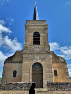 Eglise Saint-Jaques d'Asquins photo