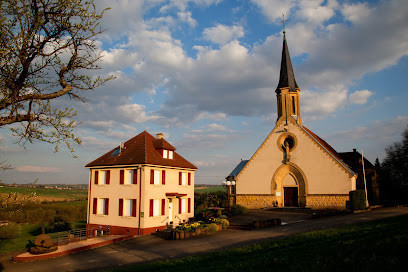 Église Saint-Jeanne-d´Arc photo