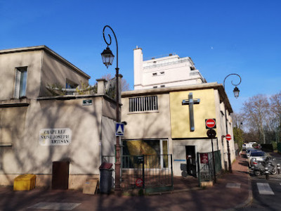 Eglise Saint-Joseph-Artisan photo