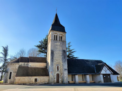 Eglise Saint-Laurent à Neuvy-Pailloux photo