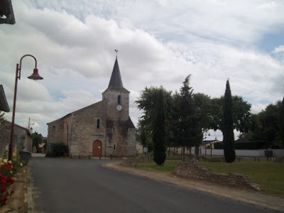 église Saint Martin, Varennes - Paroisse Sainte-Radegonde en Haut-Poitou photo