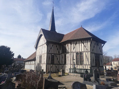 Église Saint-Nicolas d'Outines photo