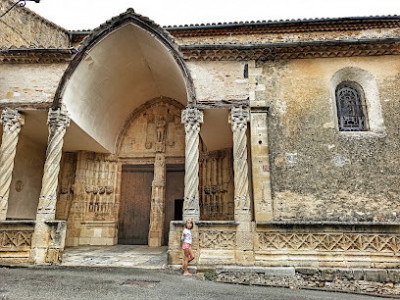 Église Saint-Pierre-aux-Liens d'Aurignac photo