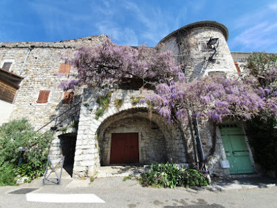 Église Saint-Pierre-aux-Liens de Ruoms photo