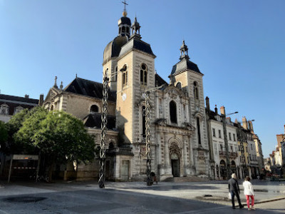 Église Saint-Pierre de Chalon-sur-Saône photo
