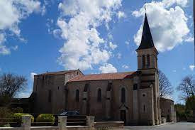 Eglise Saint-Pierre (de Chasnais) photo