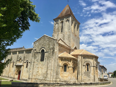 Église Saint-Pierre de Melle photo