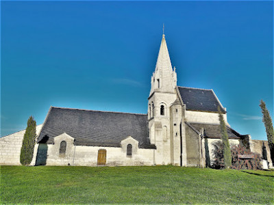 Eglise Saint-Pierre de Parnay photo