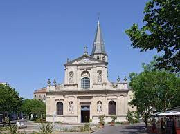 Eglise Saint Pierre et Saint Paul photo