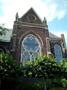 Église Saint-Quirin de Neuville-en-Ferrain photo