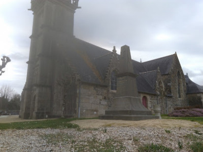 Eglise Saint Sauveur photo