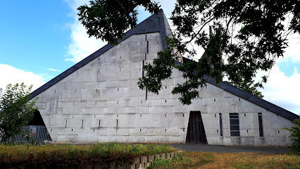 Église Saint-Yves photo