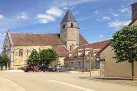 Eglise Sainte Croix et Sainte Colombe photo