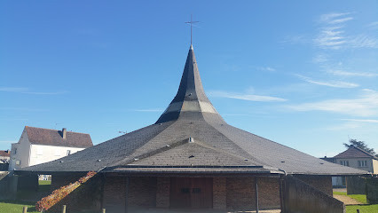 Église Sainte-Geneviève Presbytère photo