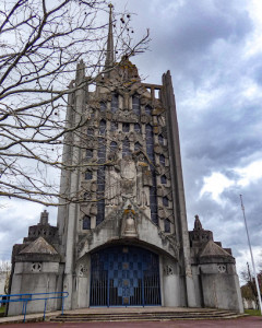 Église Sainte-Thérèse-de-l'Enfant-Jésus d'Élisabethville photo