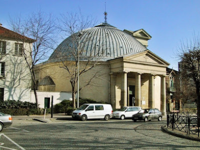 Église Saints-Pierre-et-Paul de Courbevoie photo