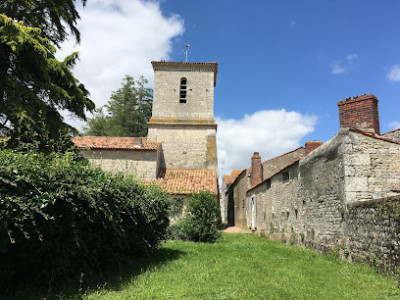 Eglise St-Pierre (de Langon) photo