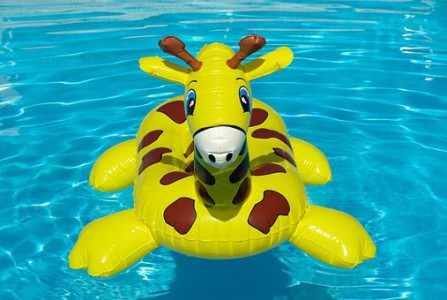 Envie de prendre un bain ? la Piscine à Brecey photo