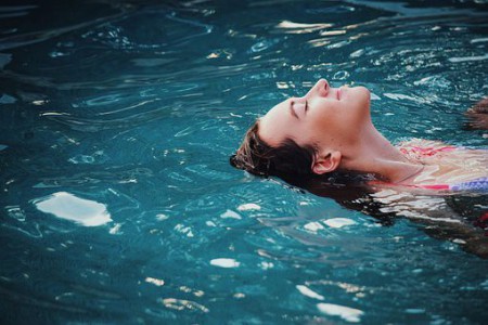 Envie de prendre un bain ? la Piscine à Le Cateau photo