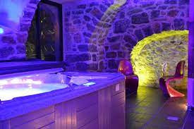 Gîtes de charme avec piscine chauffée, Jacuzzi, Sauna, spa, Hammam et salle sémi photo