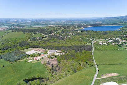 Haras des Lacs, centre équestre à St Ferréol-Revel photo