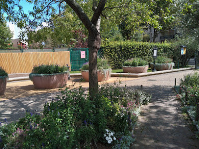 Jardin de la Fondation d'Auteuil photo