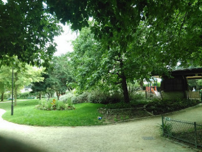 Jardin de l'Hospice Debrousse photo