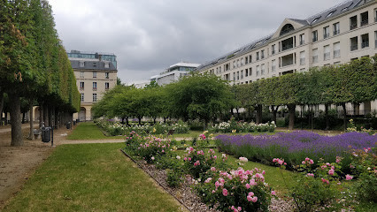 Jardin des Mille Roses de l’Hôpital Corentin Celton photo