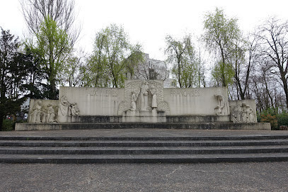 Jardin du Monument aux Mères Françaises photo