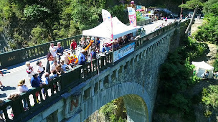 Jump Elastique Pont Napoléon - Luz Aventure - Sports Extreme - Hautes Pyrénées photo