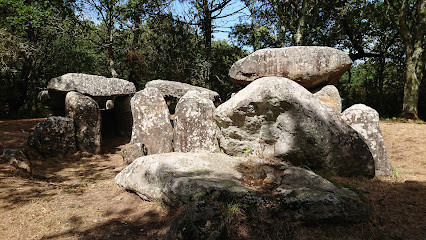 Keriaval gallery grave photo