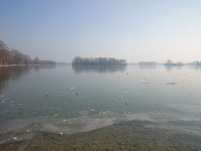 Lac des Eaux Bleues photo