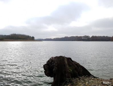Lac du Lourden photo
