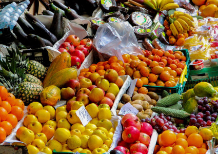 Le marché de fruits et légumes de Cambrai. photo