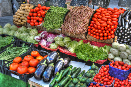 Le marché de fruits et légumes de Saint pierre sur Dives photo